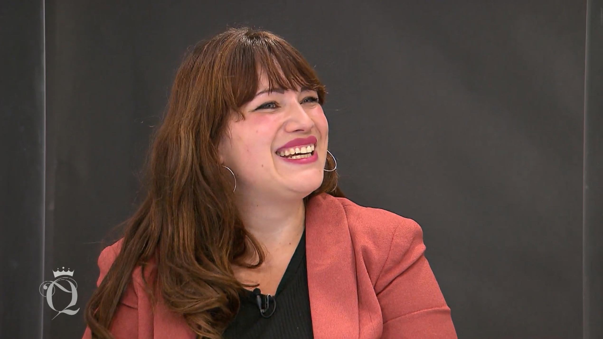 Yasmin: „Ich bin geflasht. Ich finde dein Outfit grandios.“ Yasmin: „Ich bin geflasht. Ich finde dein Outfit grandios.“