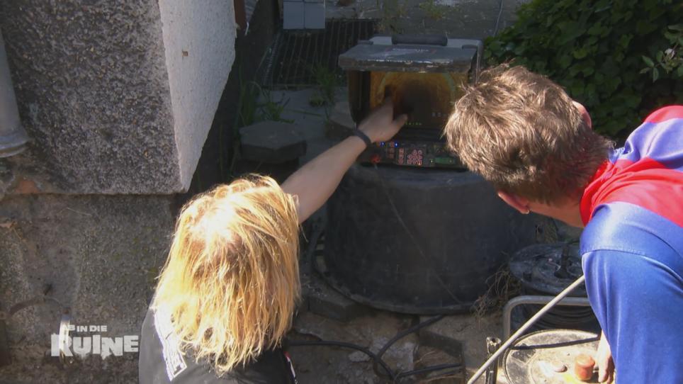 Mit dem richtigen Equipment kann das Rohr gereinigt werden Mit dem richtigen Equipment kann das Rohr gereinigt werden