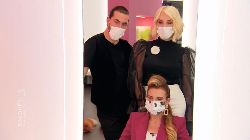 Natalia wird für den Roten Teppich gestylt Natalia wird für den Roten Teppich gestylt