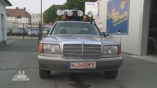 Das Rallye-Gefährt ist bereit für das Abenteuer Das Rallye-Gefährt ist bereit für das Abenteuer