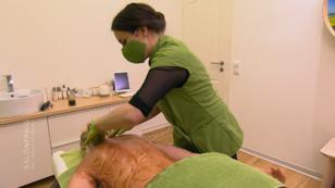 Für Sandra gibt es eine besondere Massage Für Sandra gibt es eine besondere Massage
