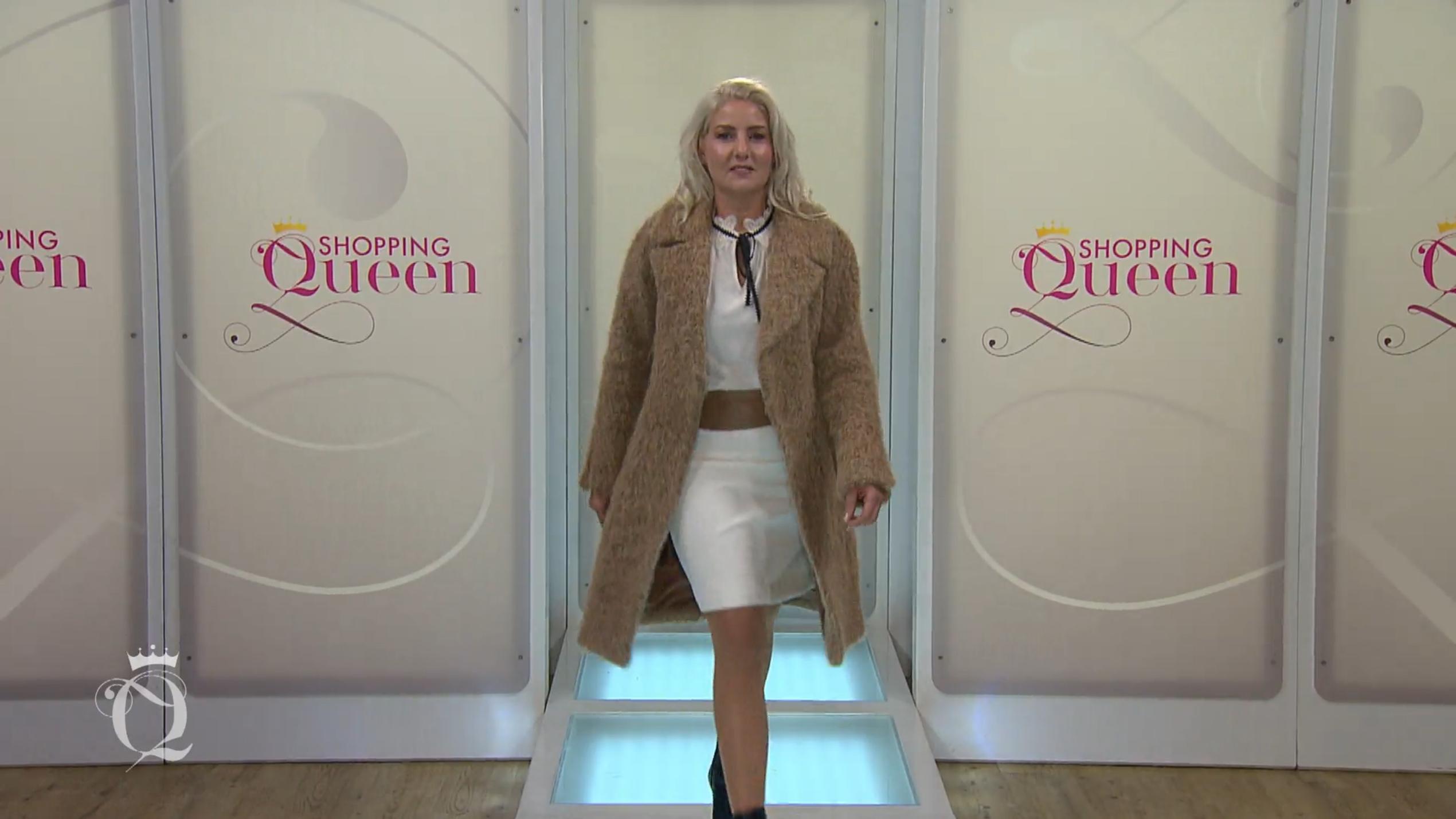 Mittwochskandidatin Melanie erobert den Catwalk Mittwochskandidatin Melanie erobert den Catwalk