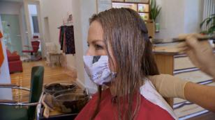 Ines hat die Haare schön Ines hat die Haare schön