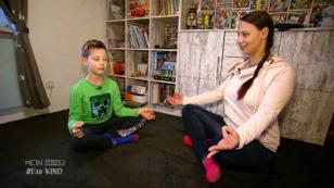 Alexa erzieht Constantin mit klaren Linien Alexa erzieht Constantin mit klaren Linien