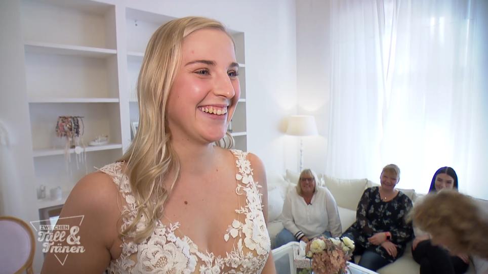 Ist das schon Jasmins Traumkleid? Ist das schon Jasmins Traumkleid?