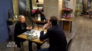 Wie gefällt Julia ihr menschliches Geburtstagsgeschenk? Wie gefällt Julia ihr menschliches Geburtstagsgeschenk?