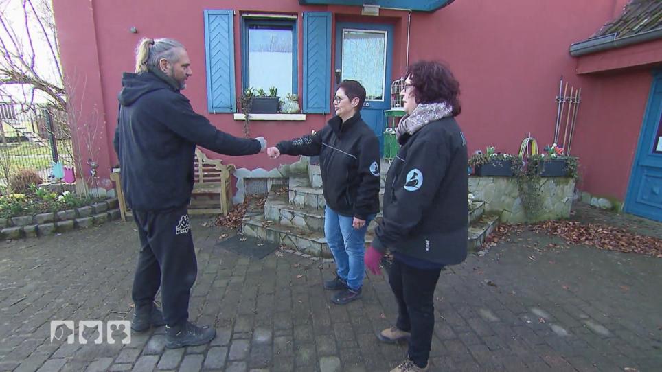 Die "Harten Hunde" helfen bei den Bauarbeiten Die "Harten Hunde" helfen bei den Bauarbeiten