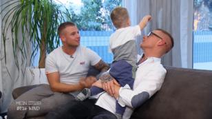Bei Robert wird nicht auf dem Sofa gehüpft Bei Robert wird nicht auf dem Sofa gehüpft