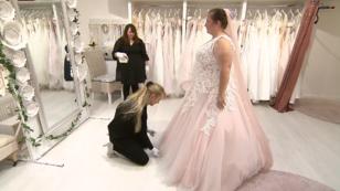 Das Kleid ist zu groß Das Kleid ist zu groß