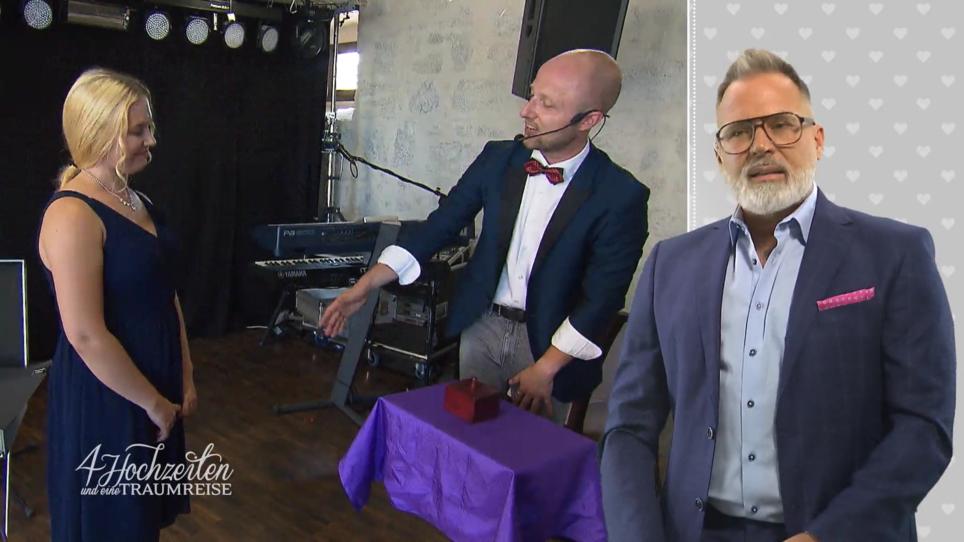 Zauber-Yoga und Whisky-Führung Zauber-Yoga und Whisky-Führung