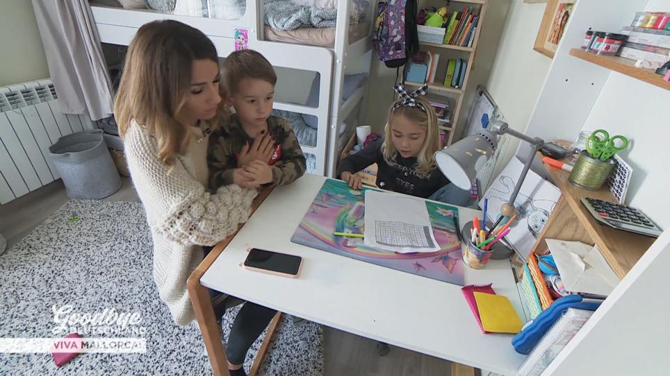 Mark und Licia sind unterschiedlicher Meinung Mark und Licia sind unterschiedlicher Meinung