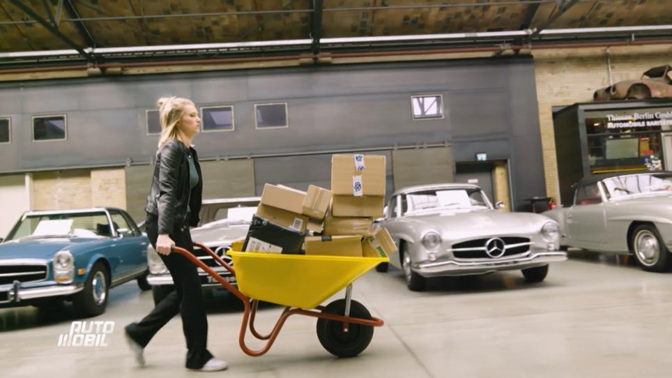 Anni testet neue Auto-Gadgets Anni testet neue Auto-Gadgets