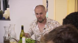 Ralf lässt den Rest der Dinnerrunde kaum zu Wort kommen Ralf lässt den Rest der Dinnerrunde kaum zu Wort kommen