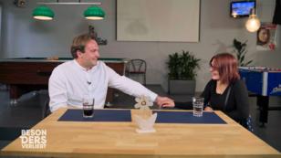 Gentleman Gereon versucht Anna zu beruhigen Gentleman Gereon versucht Anna zu beruhigen