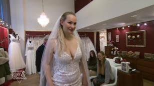 Meejungfrauenkleid in dem sie sich bewegen und tanzen kann Meejungfrauenkleid in dem sie sich bewegen und tanzen kann