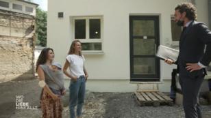 Jadus Frauen suchen eine neue Bleibe für die Familie Jadus Frauen suchen eine neue Bleibe für die Familie