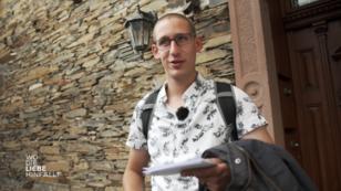 David plant eine Überraschung David plant eine Überraschung