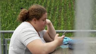 Vanessa weiß nicht, was auf sie zukommt Vanessa weiß nicht, was auf sie zukommt