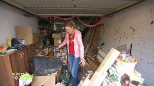 Claudia durchblickt Franks "Ordnung" nicht Claudia durchblickt Franks "Ordnung" nicht
