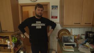 Paul hat sich beim Weinhändler verquatscht Paul hat sich beim Weinhändler verquatscht