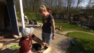 Silke hat Tobis Hochbeet kaputt gemacht! Silke hat Tobis Hochbeet kaputt gemacht!