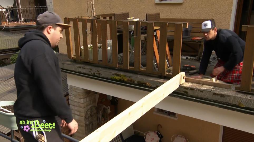 Einen Zugang zum Garten bauen Einen Zugang zum Garten bauen