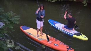In voller Montur aufs Stand-Up-Paddle In voller Montur aufs Stand-Up-Paddle