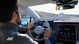Zug vs. E-Auto Zug vs. E-Auto