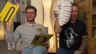 Clemens erlaubt sich ein kleines Späßchen Clemens erlaubt sich ein kleines Späßchen