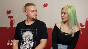 Gordon bringt Ann-Marie zum Lachen Gordon bringt Ann-Marie zum Lachen
