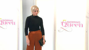 Mit diesem Look hätte keiner gerechnet Mit diesem Look hätte keiner gerechnet