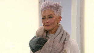 Ein absolut stimmiges Outfit bei Doro Ein absolut stimmiges Outfit bei Doro