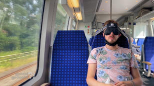 Bei dieser Schlafmaske wird man richtig fixiert Bei dieser Schlafmaske wird man richtig fixiert