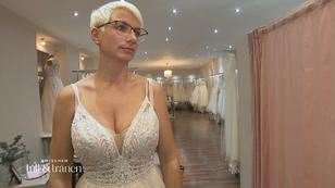 Christine kann sich nicht entscheiden Christine kann sich nicht entscheiden