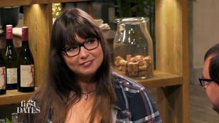 Tina hat genug von Dating-Apps! Tina hat genug von Dating-Apps!