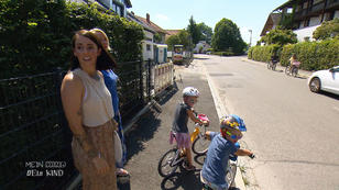 Nadines Kids bewegen sich frei im Straßenverkehr Nadines Kids bewegen sich frei im Straßenverkehr