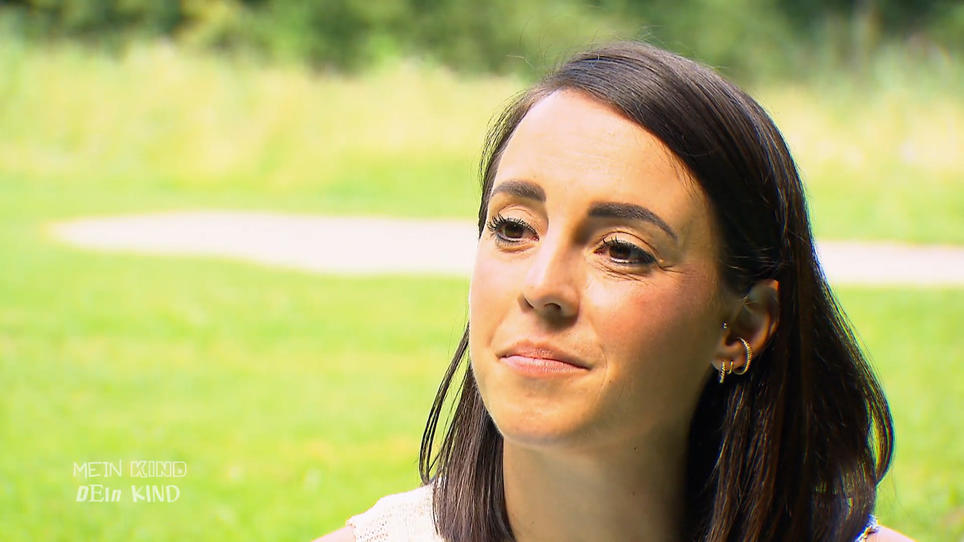 Anna schlägt Nadine mehr Regeln vor Anna schlägt Nadine mehr Regeln vor