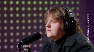 Lewis Capaldi leidet unter Angstzuständen Lewis Capaldi leidet unter Angstzuständen