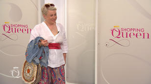 Bei Lenas Outfit ist ganz schön viel los Bei Lenas Outfit ist ganz schön viel los