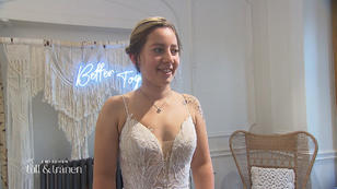 Das fließende Kleid verzaubert Mary-Ann Das fließende Kleid verzaubert Mary-Ann