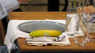Geklaute Blumen und Bananen beim ersten Date Geklaute Blumen und Bananen beim ersten Date