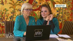 Nadia und ihre Tochter machen sich ans Planen Nadia und ihre Tochter machen sich ans Planen