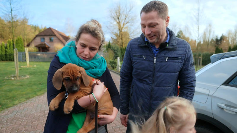 Für Welpe Konrad beginnt nun ein neues Leben