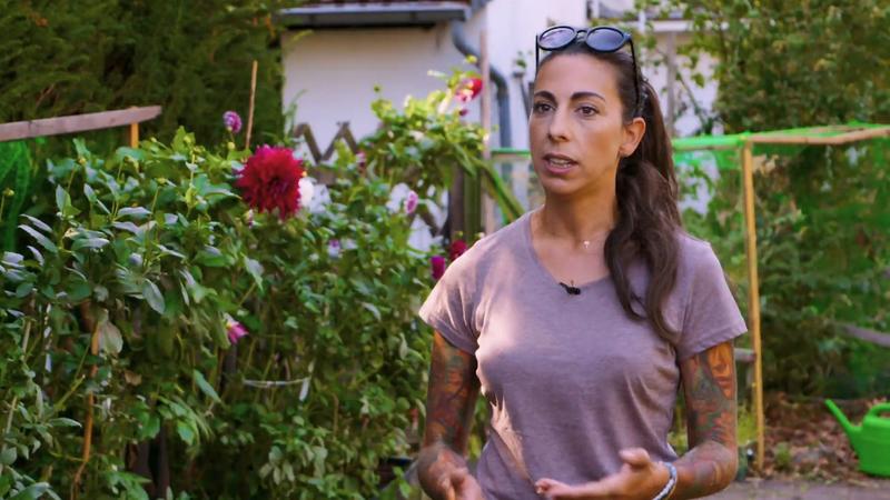 Trainerin Ellen hilft