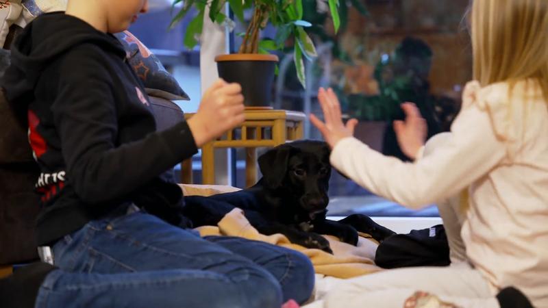 Lilly trifft ihre größten Fans