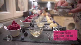 Champagnerduett und Heidelbeerespuma