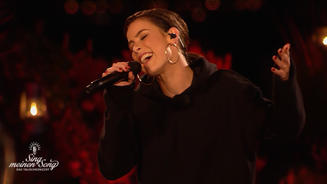 Lena verzaubert mit "Break Free"