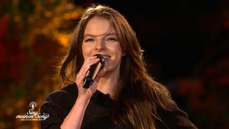 Yvonne Catterfeld singt "L.M.A.A."