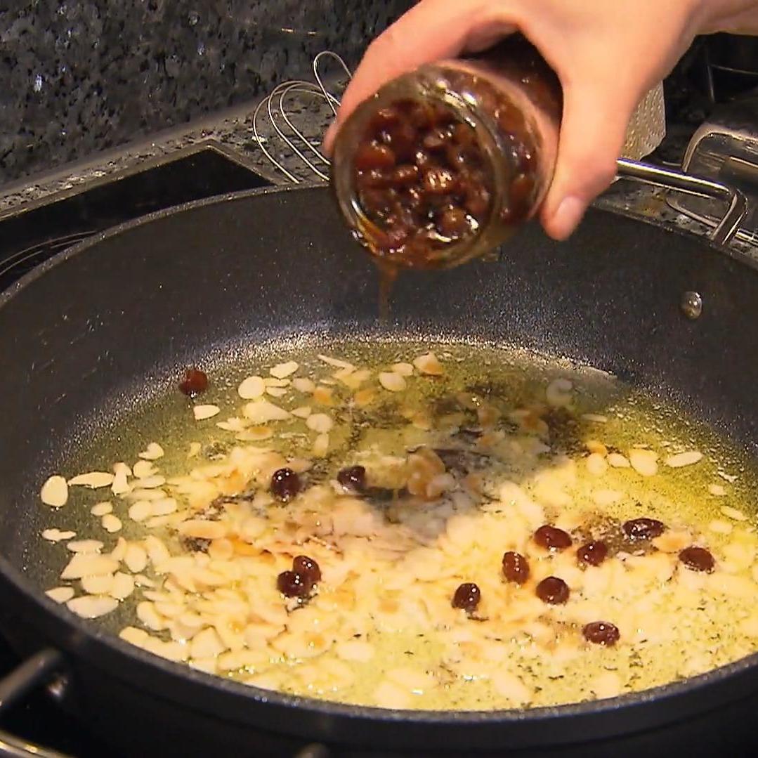 Bloß nicht zu viel Rosinen in Rosis Schmarrn! Bloß nicht zu viel Rosinen in Rosis Schmarrn!