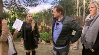 Daniela fährt die Krallen aus